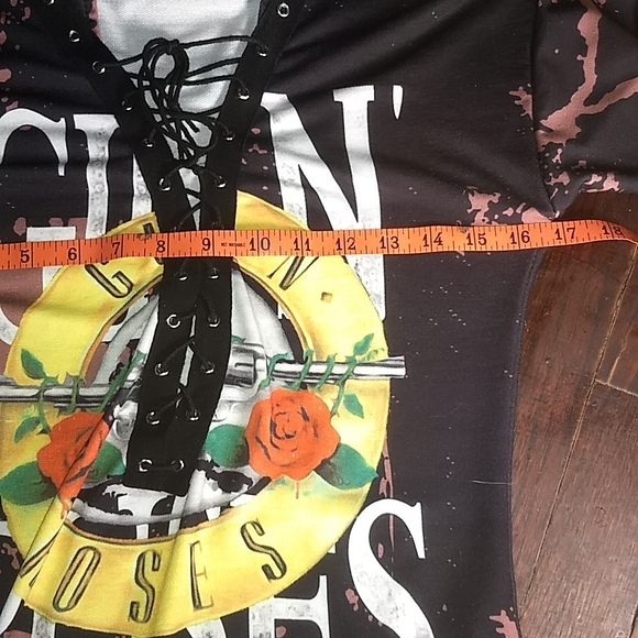 Guns N Roses lace up lined t. - Picture 5 of 5